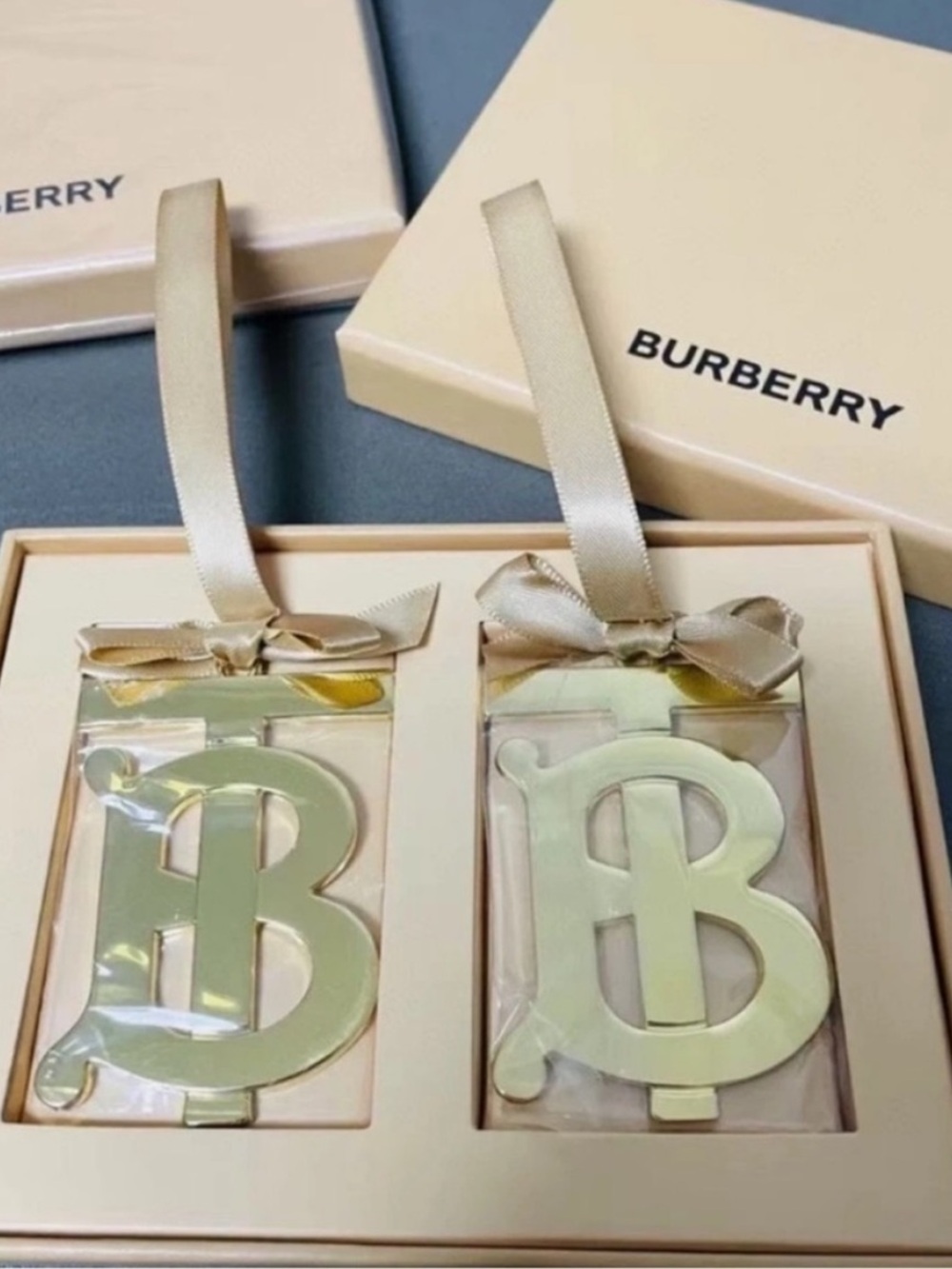 Burberry Beauty  Christmas ornament set